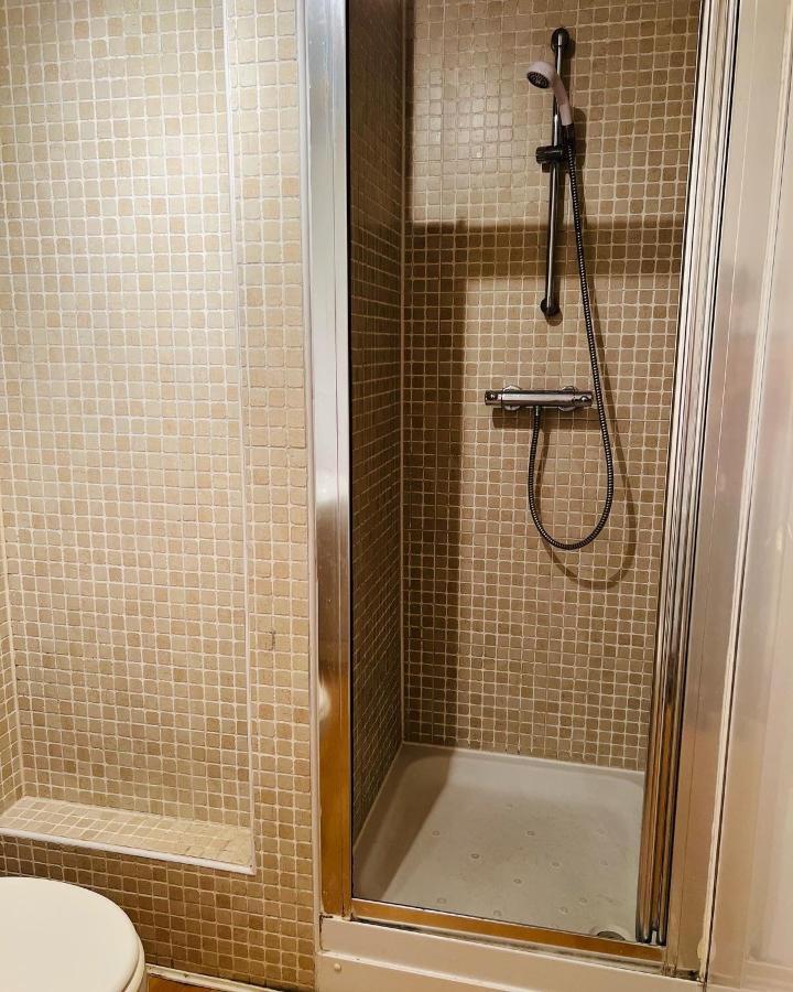 Modern 2Bed 2Bath Ground Floor Apartment Edinburgh Luaran gambar