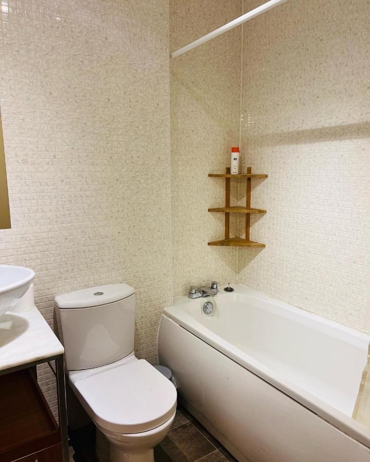 Modern 2Bed 2Bath Ground Floor Apartment Edinburgh Luaran gambar